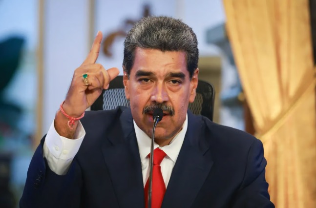 Maduro acusa a Estados Unidos de tener una ONG de supuesta izquierda para “lavar la cara” a “terroristas”