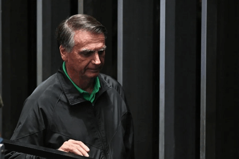 Corte Suprema: Prisión domiciliaria para Bolsonaro