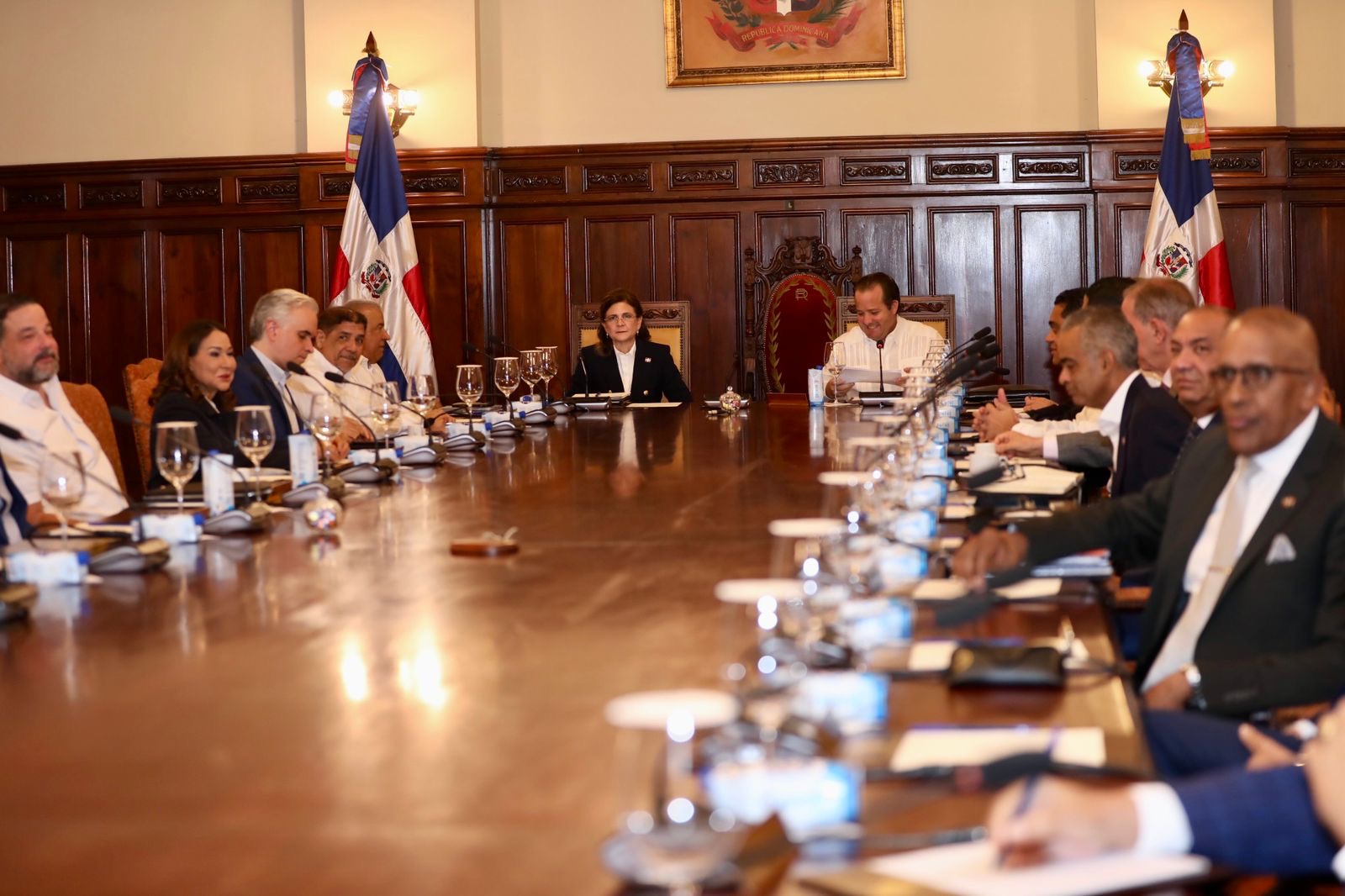 Inversión y eficiencia para el país