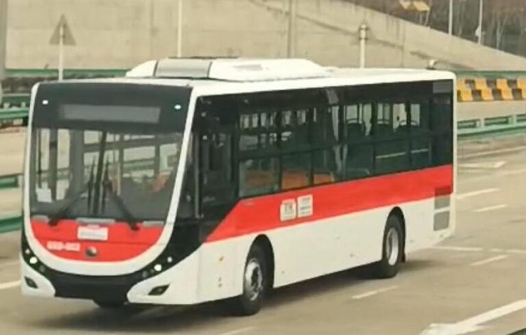 Juan Hubieres exige devolver a Banreservas RD$240MM en compra de autobuses sobrevaluados