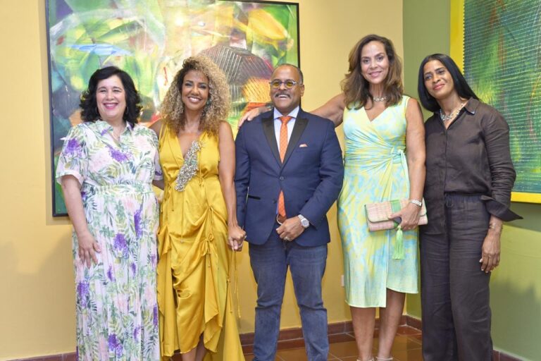 Centro Cultural Banreservas inaugura exposición“Espacio y tiempo” en homenaje a Ada Balcácer