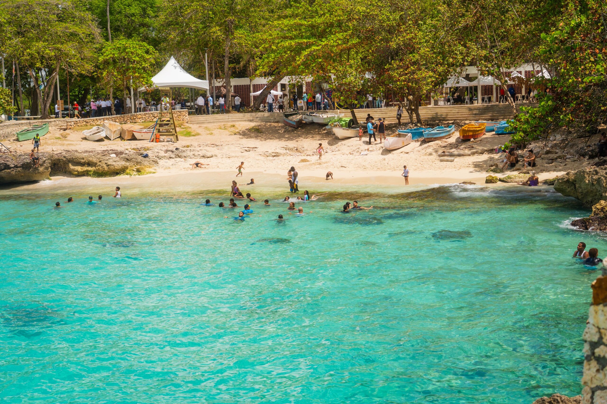 David collado anuncia finalización del parque submarino la caleta en días