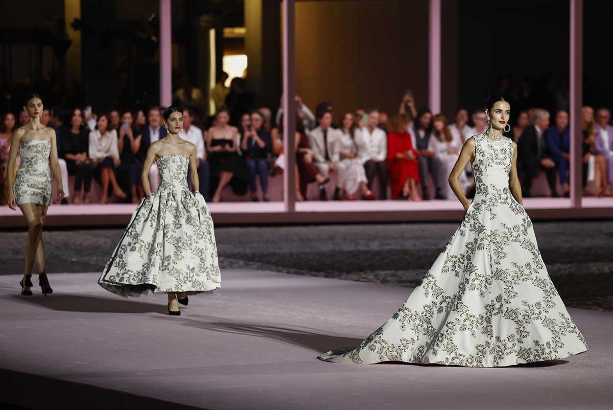 De Yatra a Luis Fonsi, algunos de los invitados al desfile de Carolina Herrera en Madrid