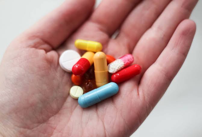Malestar por el alto costo de los medicamentos: Trump agita la polémica con declaraciones infundadas sobre el paracetamol