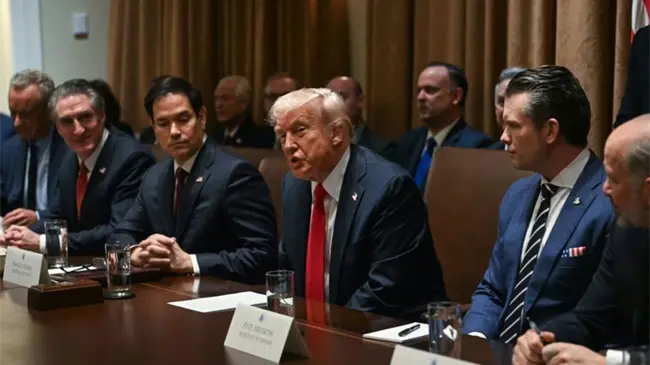 EEUU se asoma al cierre Federal con el Gobierno Trump planeando despidos de funcionarios