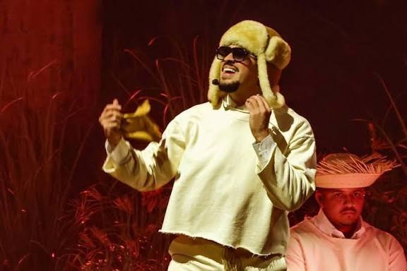 “El amor atrae amor”: Reflexiones y gratitud de Bad Bunny en el cierre de su residencia en Puerto Rico