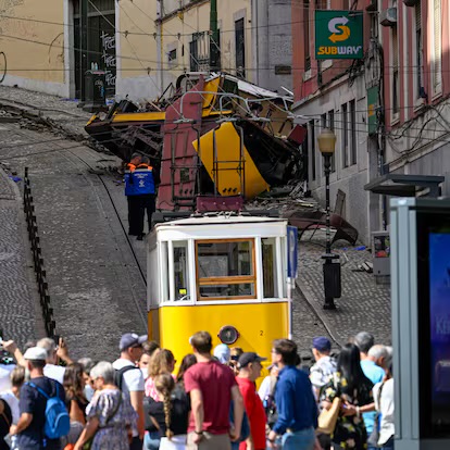 A 8 nacionalidades corresponden las víctimas del funicular en lisboa: cinco son portugueses