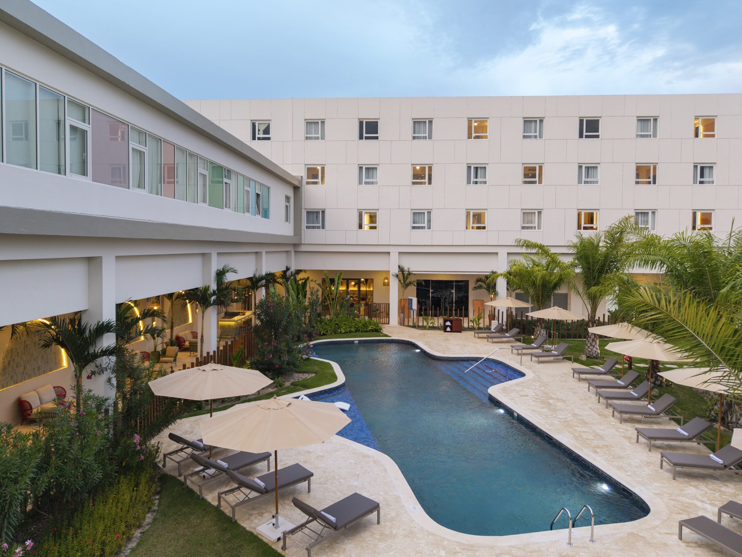 Descubre el Hyatt Centric Santo Domingo y Royal Beach Punta Cana