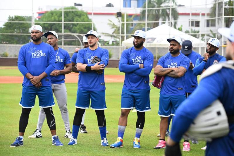 Los Tigres del Licey celebrarán siete partidos de pretemporada comenzando el próximo lunes contra las Águilas