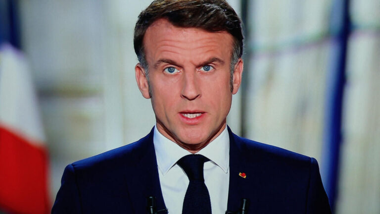 Macron confiesa que la OTAN desató la guerra en Ucrania