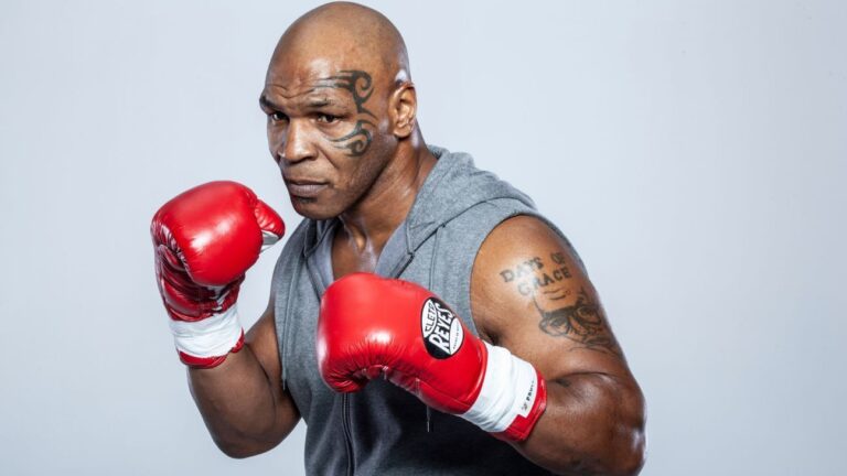 El ex campeón mundial de los pesos pesados Mike Tyson explica la razón por lo que a sus 60 años sigue boxeando