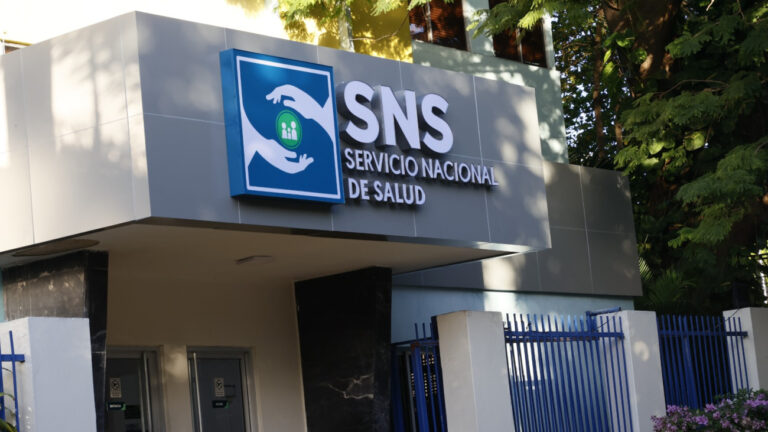 Fortalecimiento de la enfermería en el SNS bajo Abinader