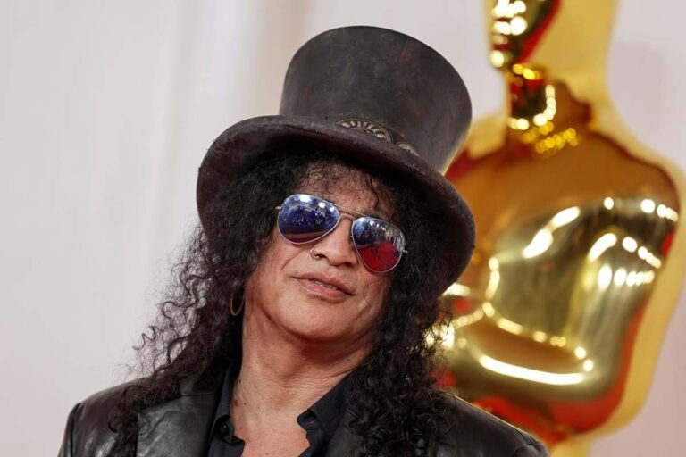 Slash lanzará su álbum 'Live at the SERPENT Festival' el próximo 7 de noviembre