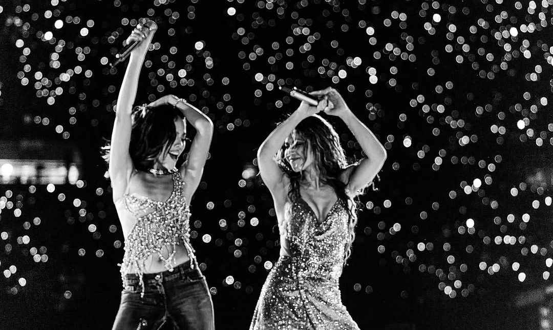 Danna celebra el cierre histórico de la gira de Shakira en México