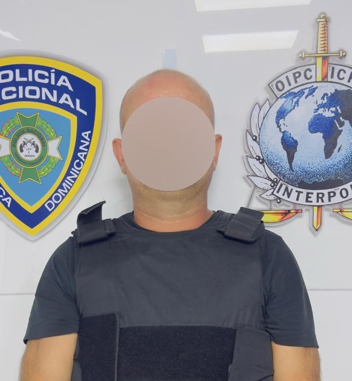 Detenido albanés por tráfico de drogas en Santo Domingo