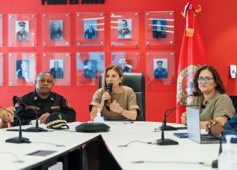 La Alcaldesa del Distrito Nacional coordina esfuerzos para proteger a ciudadanos de lluvias