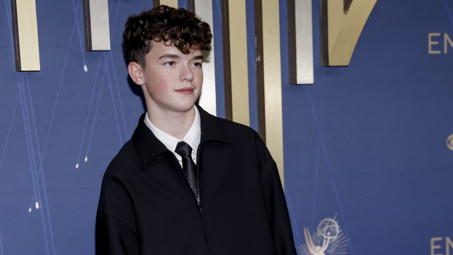 Owen Cooper se convierte en el actor más joven en alzarse con un Emmy por 'Adolescence'