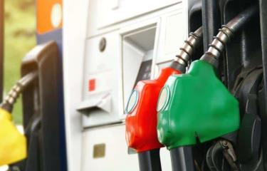 Gobierno congela precios de gasolina, diésel y GLP