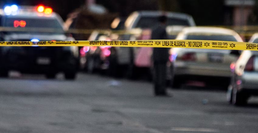 Aumento de violencia en Chicago desafía estrategias federales: siete muertos y 47 heridos en tiroteos