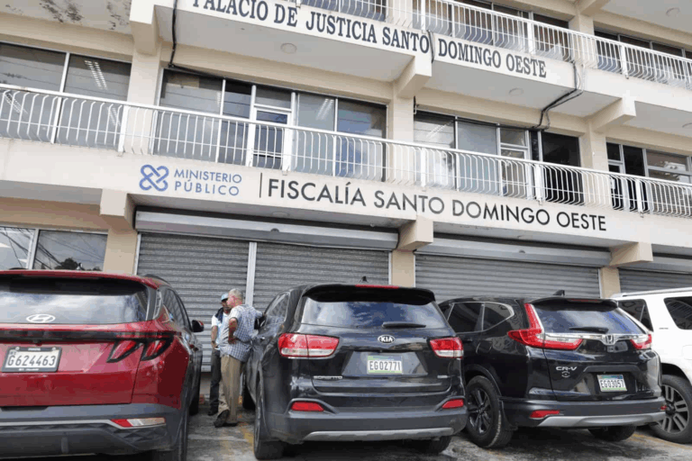 Aplazan otra vez audiencia por caso Coop-Herrera; ahorrantes temen más retrasos