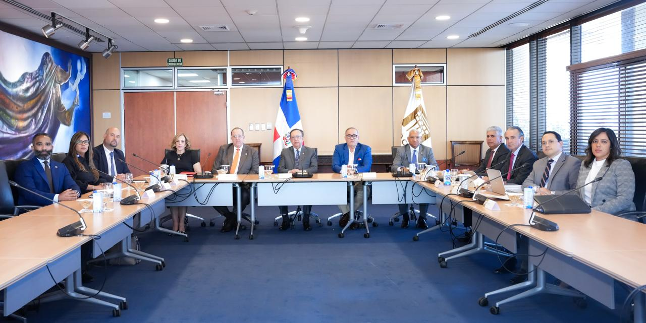 Compromiso RD en la lucha contra lavado de activos