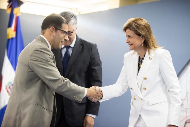 Raquel Peña recibe la Declaración Iberoamericana sobre Salud Mental y Sistema Penitenciario