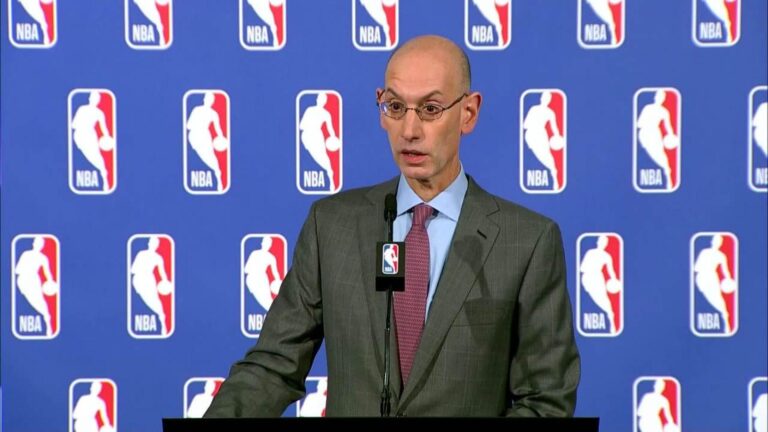 Adam Silver anunció que las jugadoras de la NBA femenina recibirán un aumento salarial