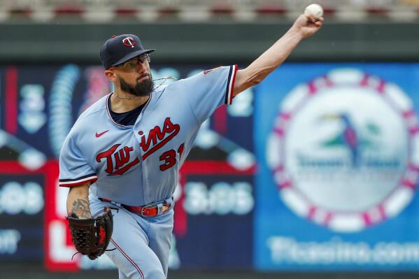 Las Águilas Cibaeñas anuncian la contratacion del lanzador zurdo estadounidense Delvin Smeltzer