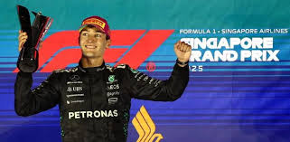 El piloto de Mercedes George Russell ganó el Gran Premio de Fórmula Uno celebrado en Singapur