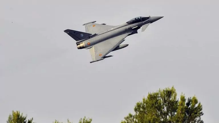 Lituania denuncia incursión de aviones rusos en su espacio aéreo y activa cazas españoles de la OTAN