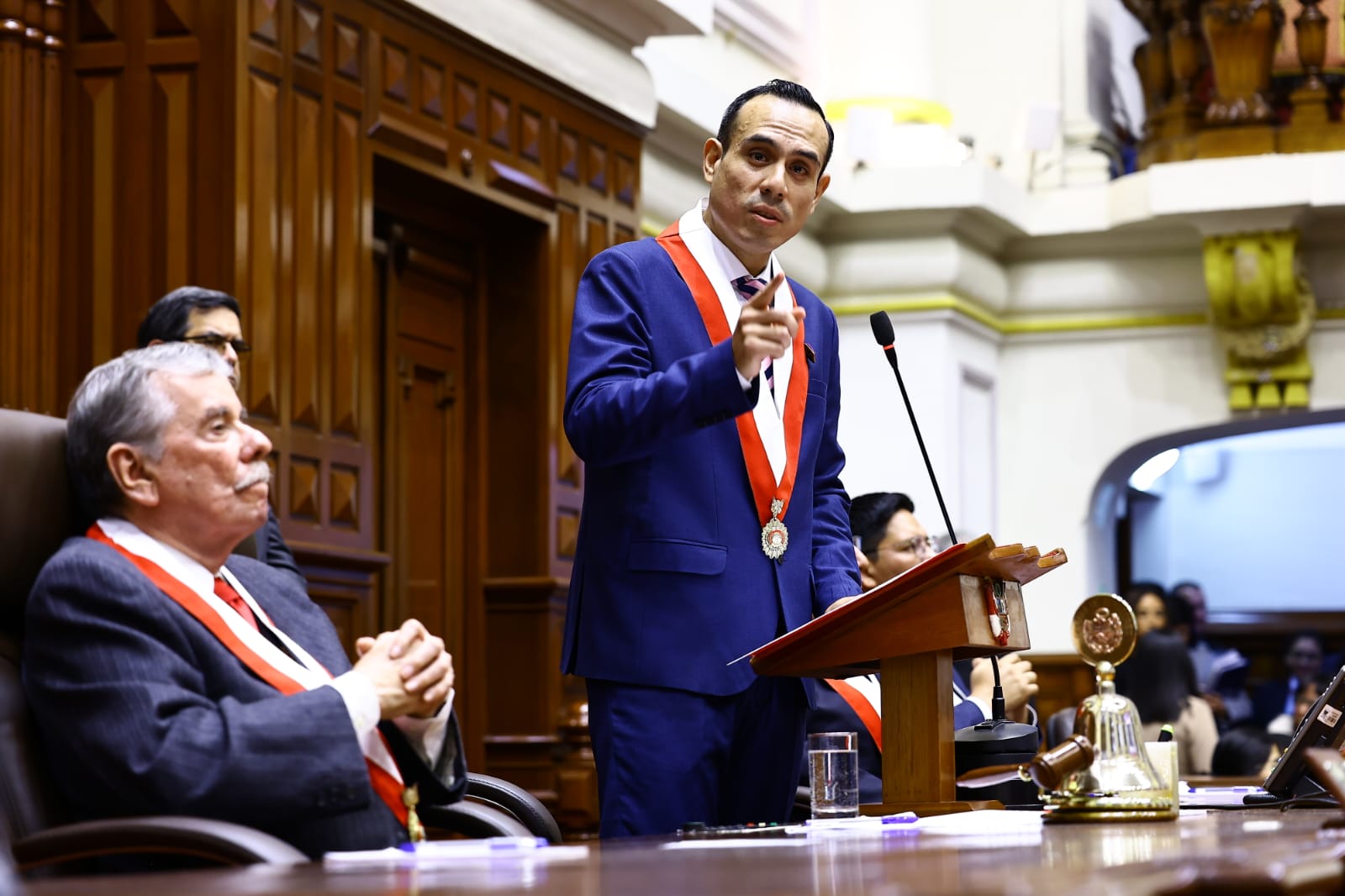 Presidente interino de Perú decreta estado de emergencia ante ola delictiva en Lima