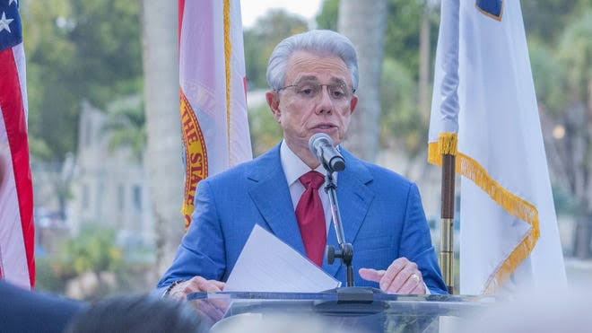 Embajador propuesto por Trump promete hacer entender a España su “gran error” en defensa