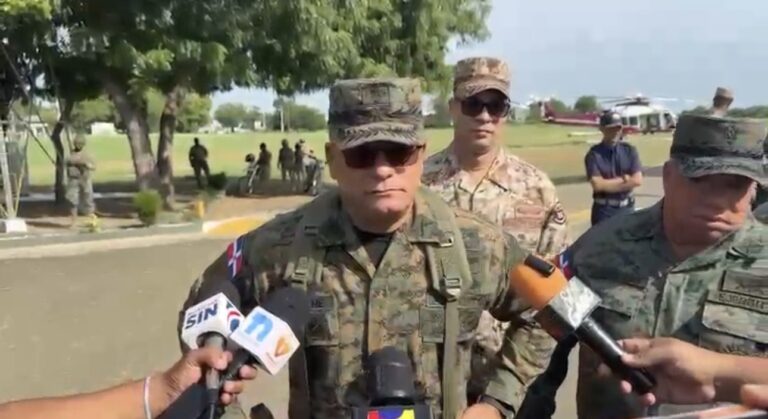 Ministro Defensa visita Dajabón y se reúne con directivos CODEVI