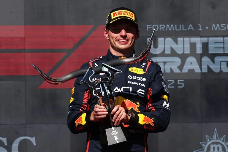 Max Verstappen de la escuderia Red Bull ganó el Gran Premio de Formula Uno celebrado en Austin Texas