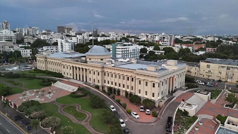 Ministerio de Cultura anuncia reanudación del FITE RD 2025 este lunes