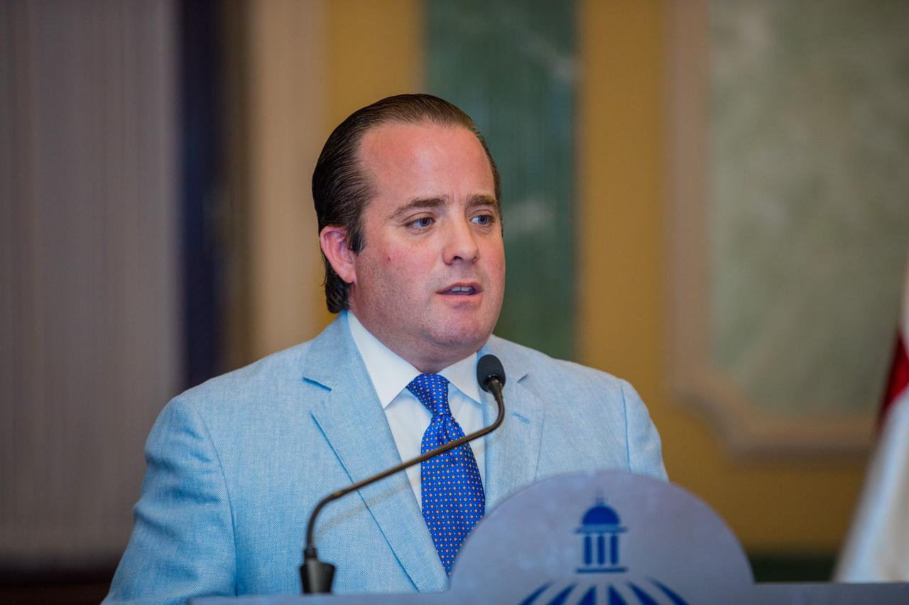 Gobierno presenta ante el Senado plan "Meta RD 2036"
