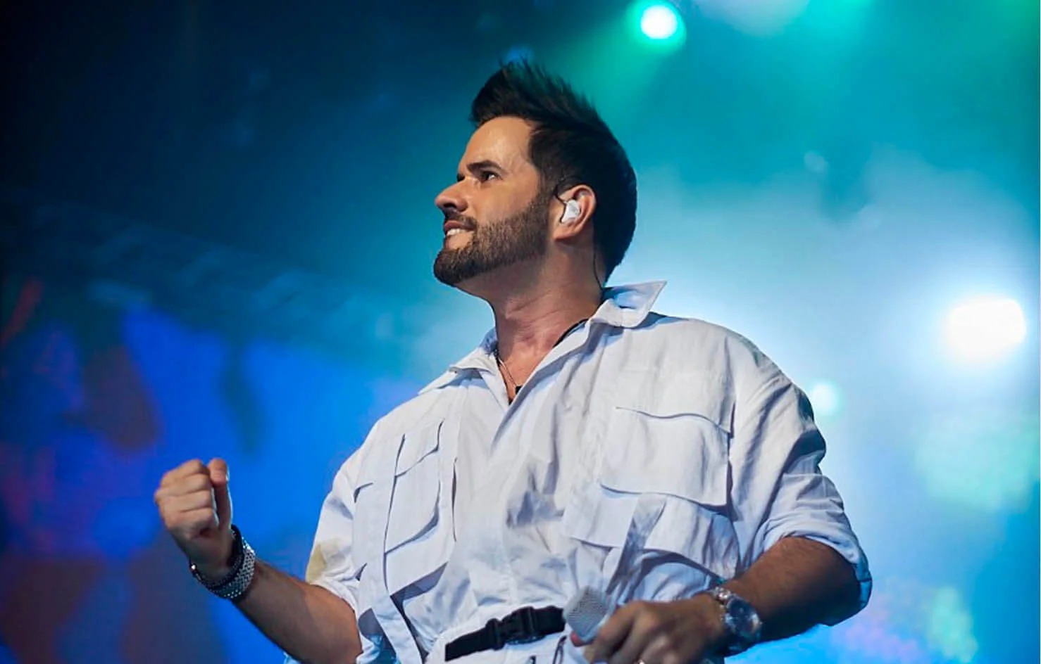 Video: Manny Cruz estrena su nuevo tema “Si Tú Me Miras” y promete poner a todos a bailar