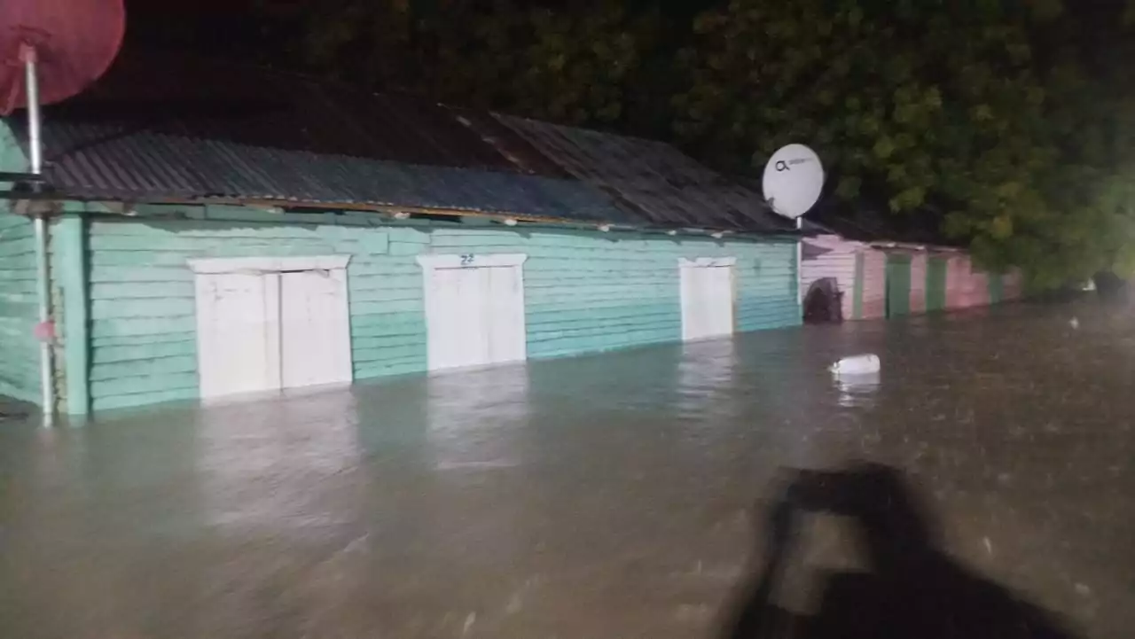 Tormenta Melissa deja casi 1 millón de personas sin agua y provoca daños en varias provincias del país