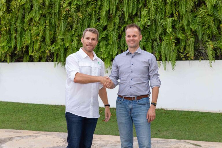 Fundación Puntacana y Origin by Ocean se asocian para desarrollar una cadena de suministro sostenible de sargazo en República Dominicana