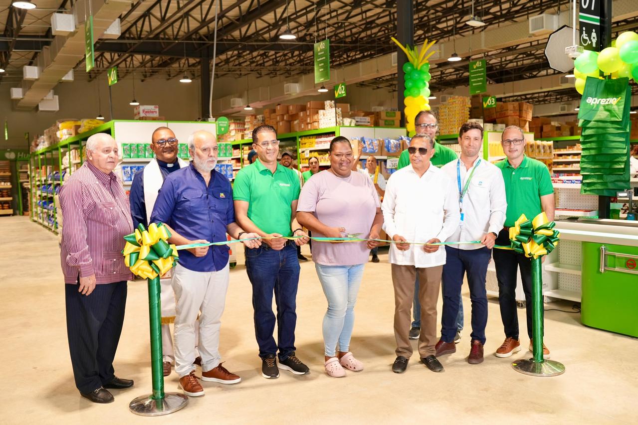 Aprezio inagura nueva tienda en San Francisco de Macorís con enfoque sostenible y 36 nuevos empleos