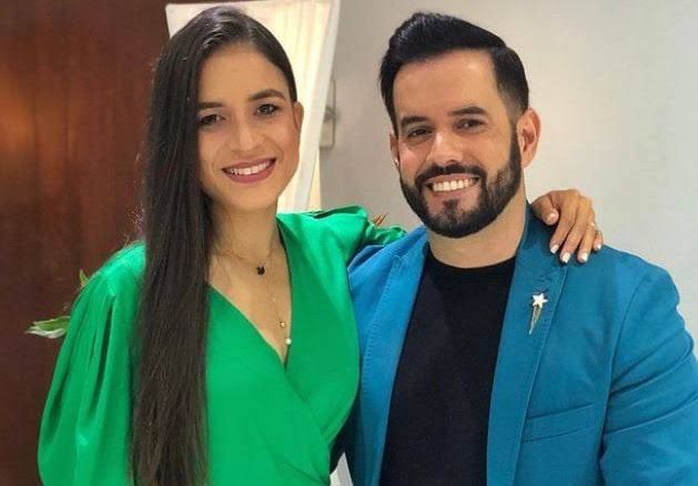 Video: Manny Cruz graba divertido video con todas las veces que su esposa "Yeri Peguero" se queda dormida