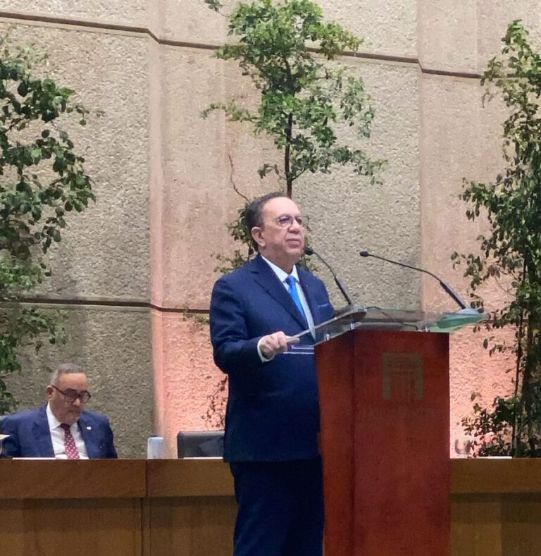 Valdez Albizu destaca fundamentos que consolidan a RD como destino líder de inversión extranjera