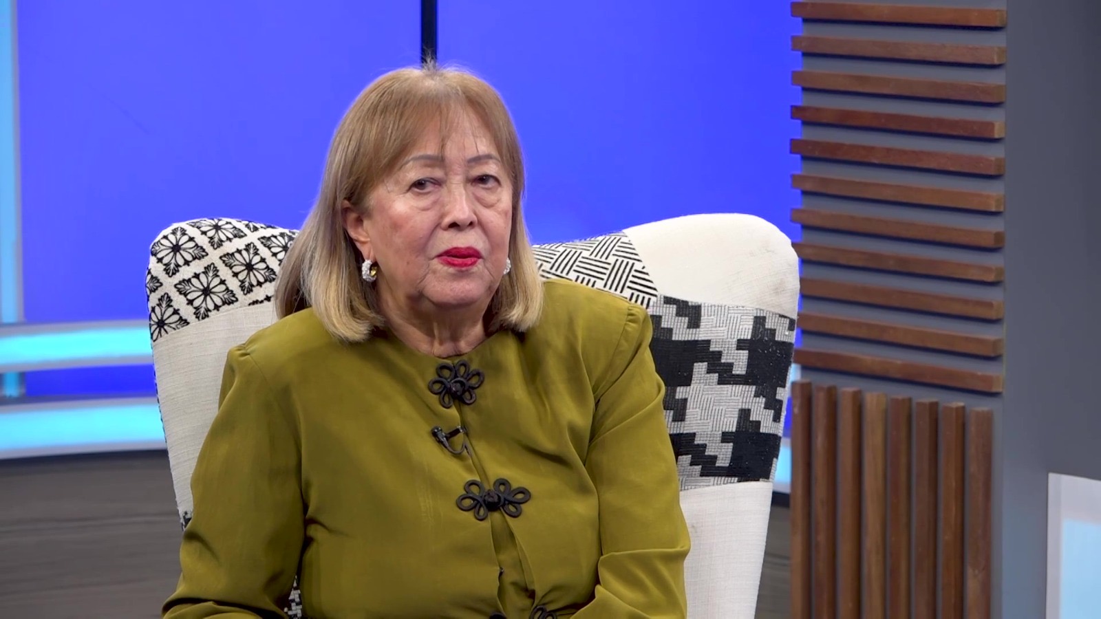 Rosa NG pide al presidente Abinader que “le baje dos” a los ataques a empresarios chinos