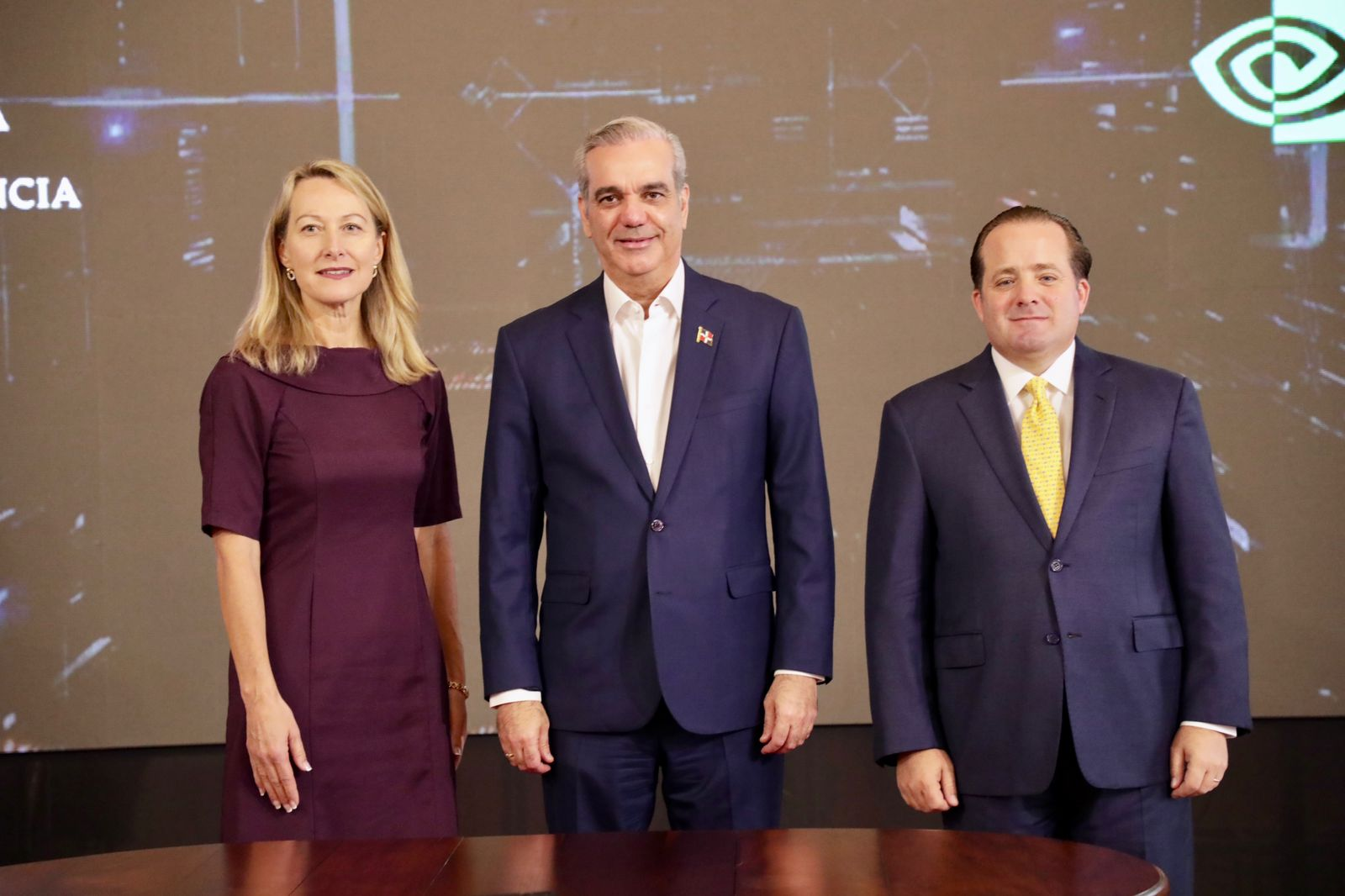 Gobierno y NVIDIA impulsan el primer Centro de Excelencia en IA para hacer de RD líder tecnológico regional