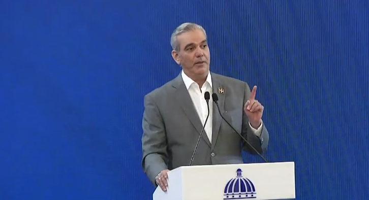 Abinader: “Somos el único gobierno que ha bajado la deuda en relación al PIB”