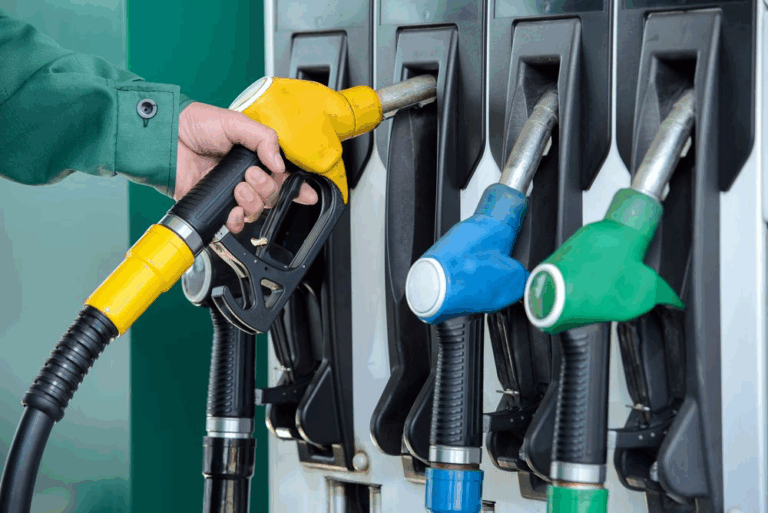 Gobierno niega eliminar subsidio de combustible a transportistas