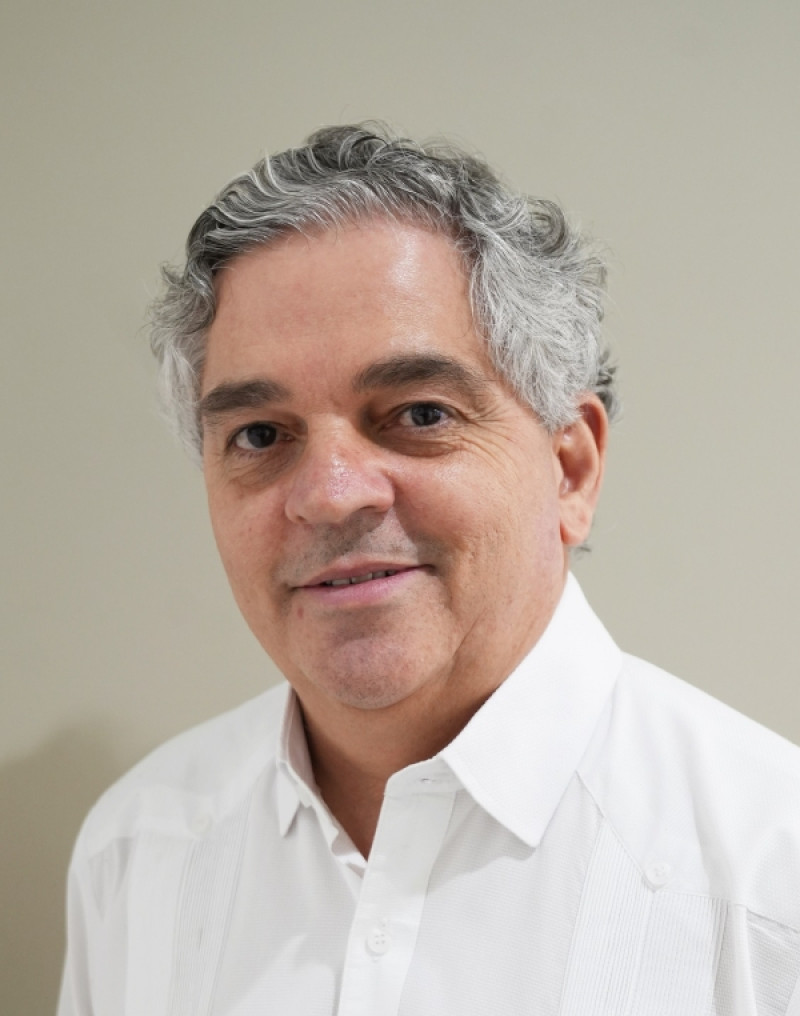 Abinader designa a Julio Cordero Espaillat como Comisionado Presidencial para supervisar contratos de mantenimiento escolar