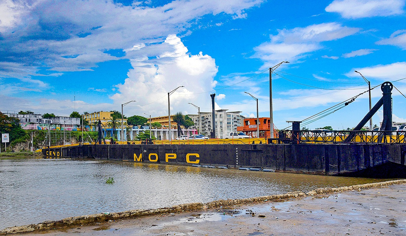 Obras Públicas informa Puente Flotante estará cerrado por dos horas este sábado