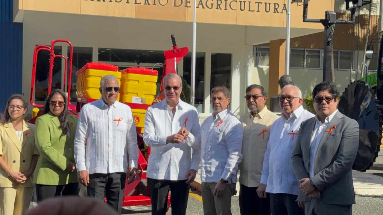 Innovación agrícola en RD: maquinarias para el arroz