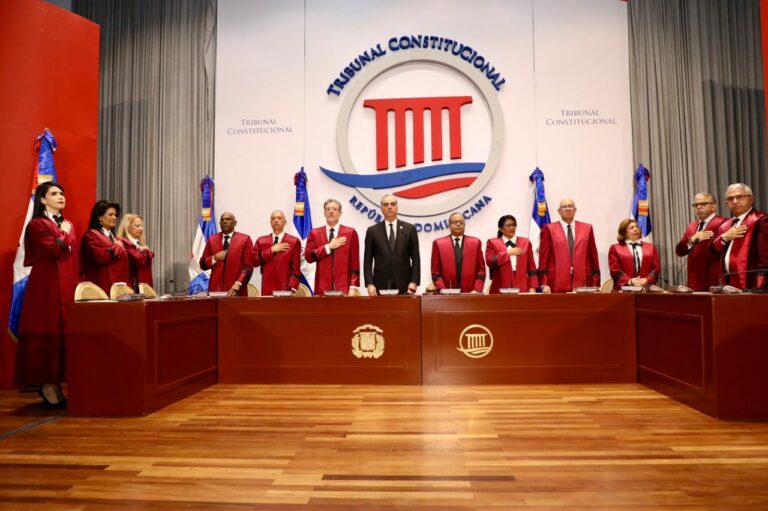 Fortaleciendo la Democracia y los Deberes Constitucionales